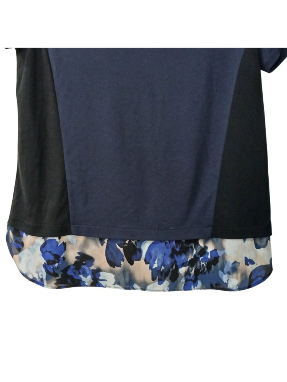 Simply Vera Vera Wang Womens PM Top Navy & Black Floral Hem Short Sleeve #D-42 - Picture 5 of 7
